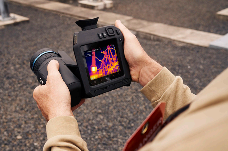 FLIR T860带有取景器(图1) FLIR T860带有取景器(图1)