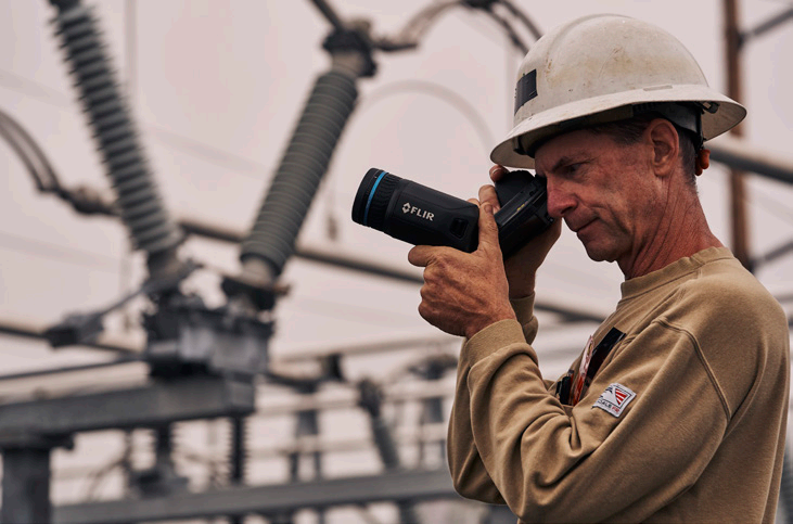 FLIR T860带有取景器(图2) FLIR T860带有取景器(图2)